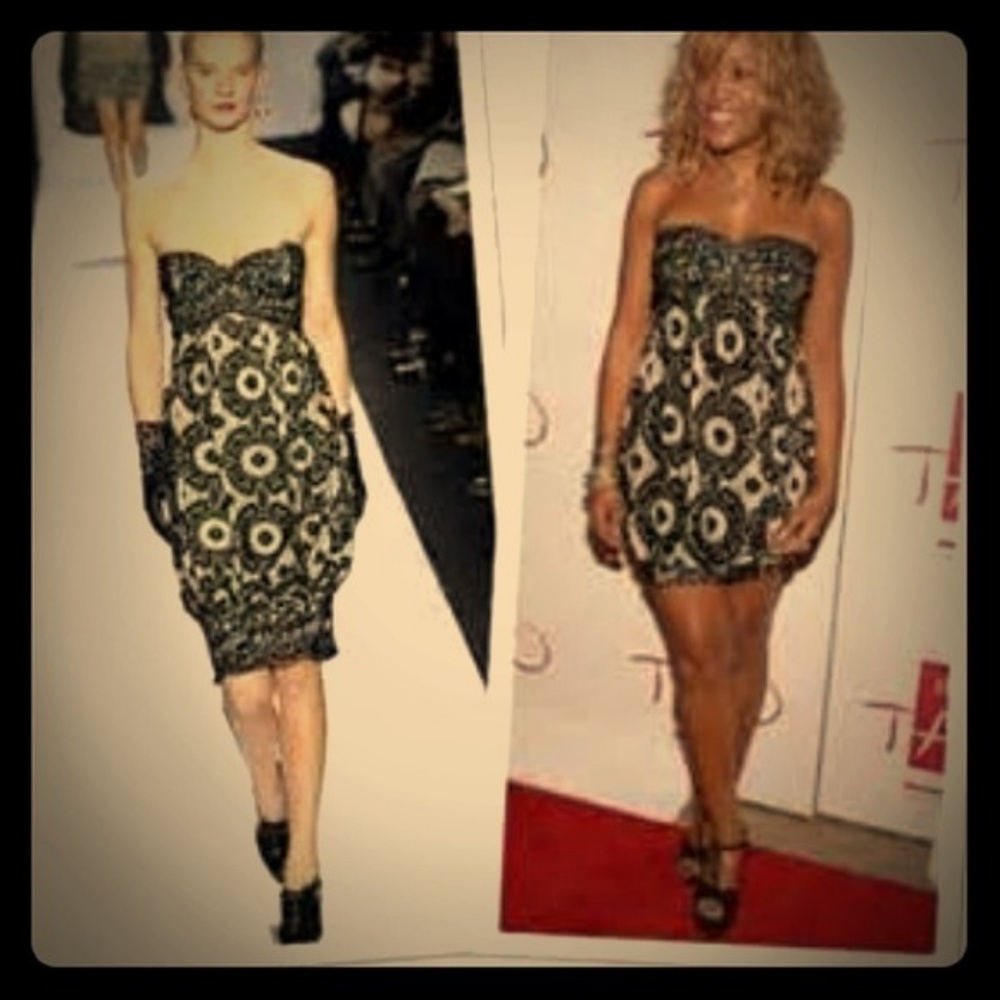 Diane Von Furstenberg Velvet Knee Length Dress